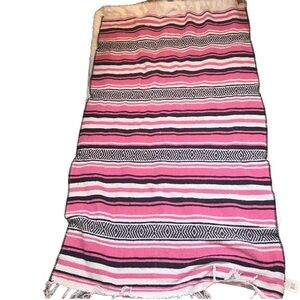 BlackCanyon Outfitters Mexican Falsa Blanket Throw Rug Pink Black 66x38
